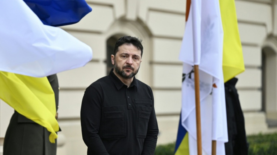 Zelenski ratifica su predisposici&oacute;n al di&aacute;logo para un alto el fuego