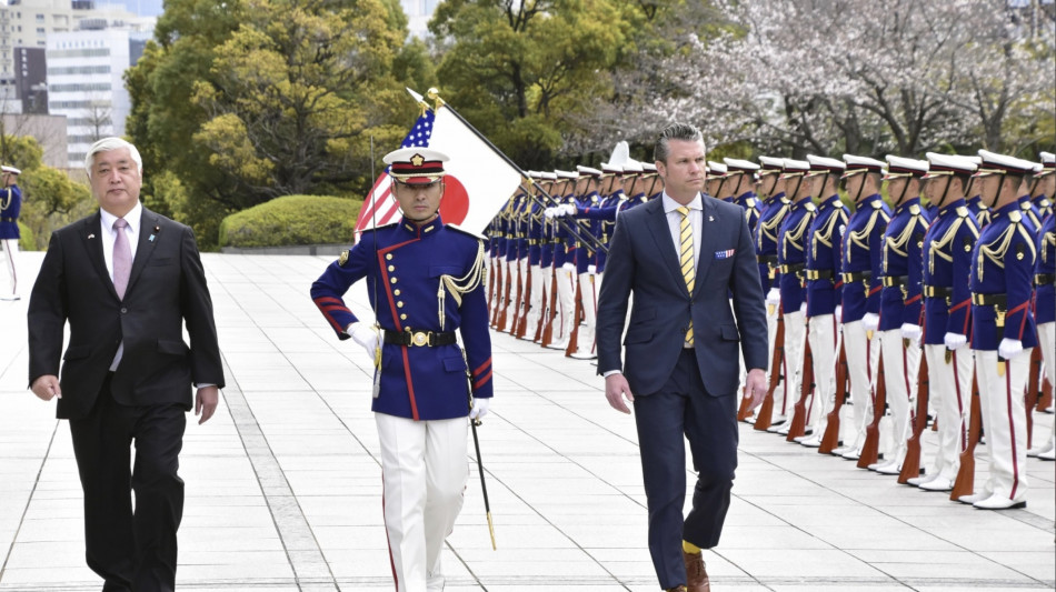 Giappone-Usa: Hegseth chiede più sforzi per deterrenza