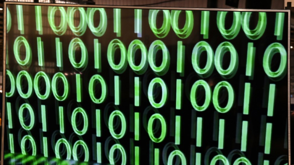 Neuer Datenschutzbeauftragter Hennemann im Amt