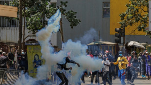 Kenya: d&eacute;monstration de force de policiers au deuxi&egrave;me anniversaire d'une r&eacute;pression sanglante