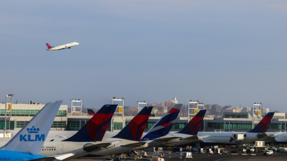 Isenta do tarifa&ccedil;o de Trump, Embraer atinge recorde de US$ 31,3 bi em pedidos