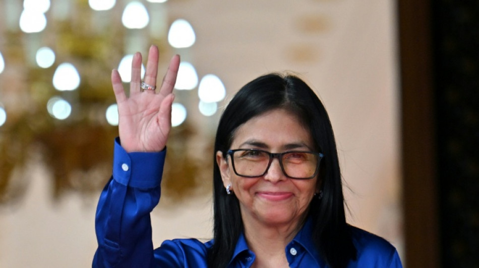 La pr&eacute;sidente par int&eacute;rim du Venezuela annonce une "nouvelle &egrave;re", les lib&eacute;rations de prisonniers se poursuivent