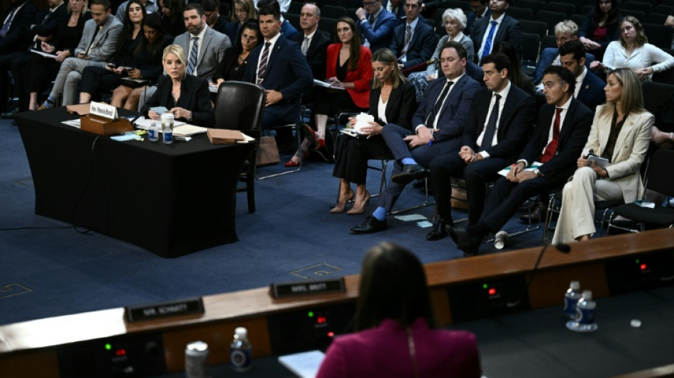 Senadores acusan a la fiscal general de EEUU de politizar la justicia